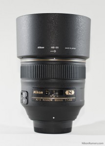 Nikon AF-S 85mm f/1.4G with hood on