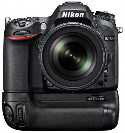 Nikon-MB-D15-battery-grip-for-D7100