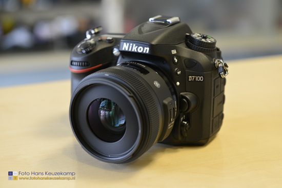 Sigma 30mm f1.4 DC HSM lens for Nikon 4