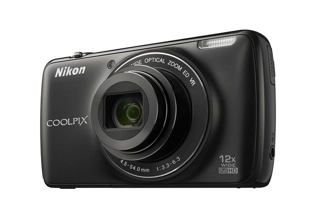 Nikon Coolpix S810c camera side