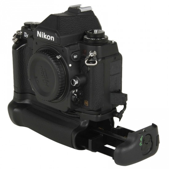 Battery grip BG-2P for Nikon Df camera
