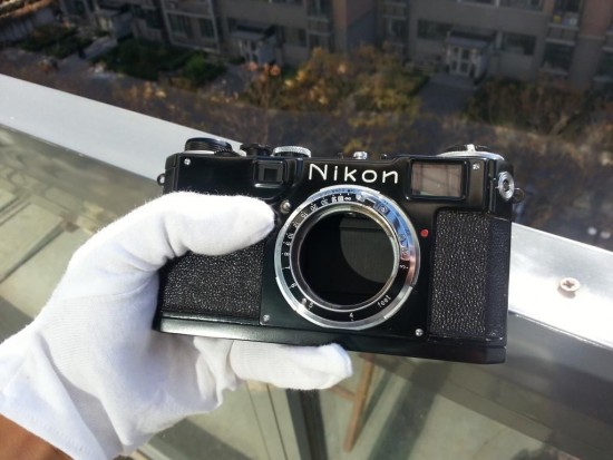 Nikon S2 black paint camera with 50:1.4 lens