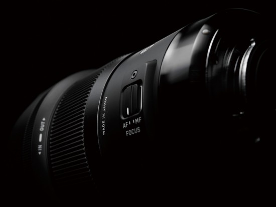 Sigma 35mm f:1.4 DG HSM ART lens 3