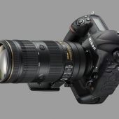 nikon-af-s-nikkor-70-200mm-f2-8e-fl-ed-vr-lens-on-nikon-dslr-camera
