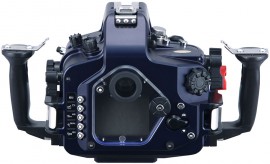 SeaandSea-MDX-D600-underwater-housing-for-Nikon-D600-back