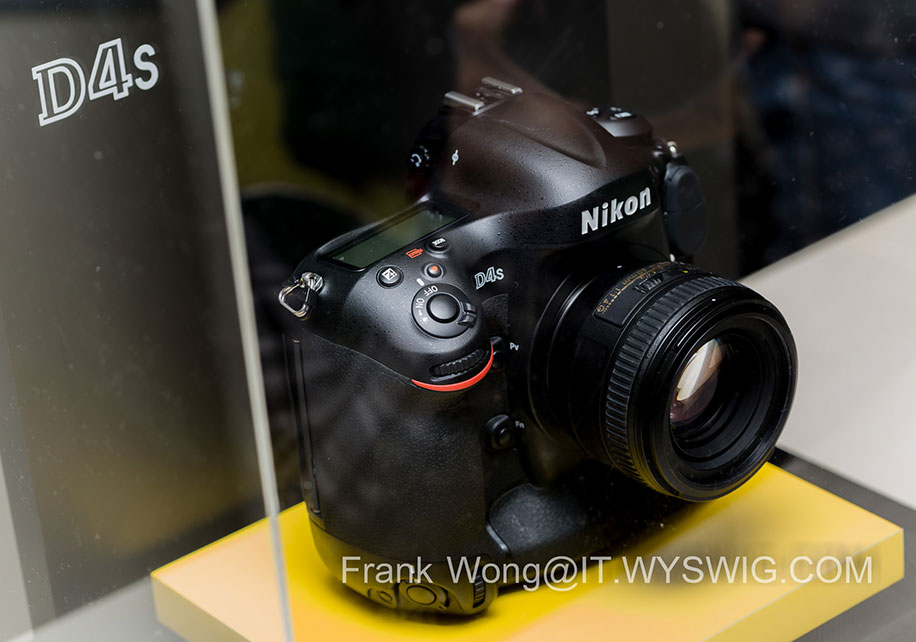Nikon-D4s-DSLR-camera