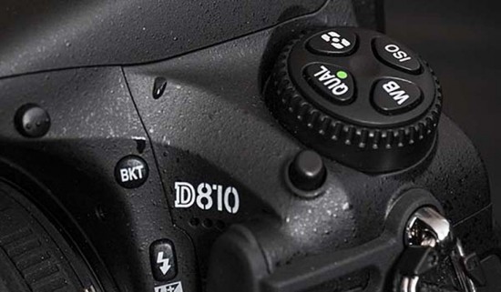 D810-buttonsnr