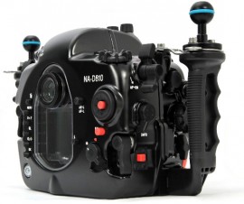 Nauticam-NA-D810-underwater-housing-for-Nikon-D810-camera-2