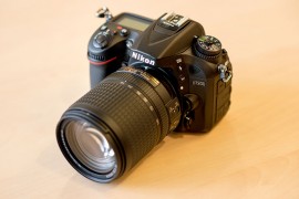 Nikon-D7200-2