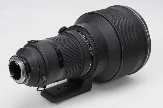 Nikon Nikkor AIS 300mm f:2 ED IF lens
