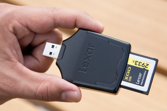 lexar-pro-2933x-Professional-XQD-2.0-USB-3.0-reader
