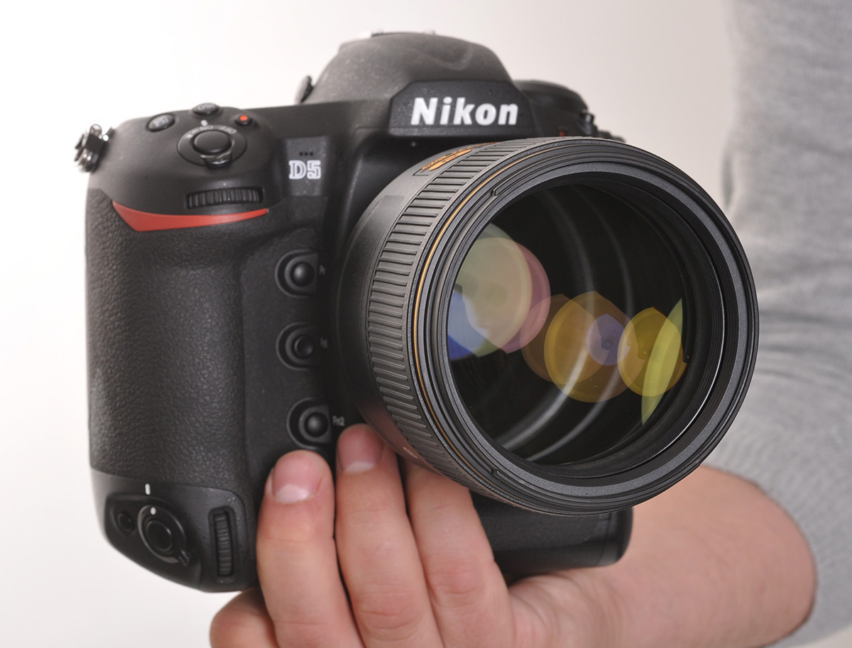 Nikon AF-S NIKKOR 105mm f/1.4E ED