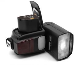 pixel-x900-lithium-ion-speedlite-for-nikon2