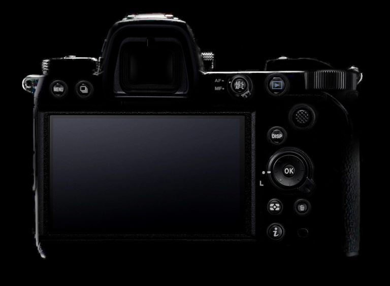 Nikon-mirrorless-camera-back-view-by-cass-768x563.jpg