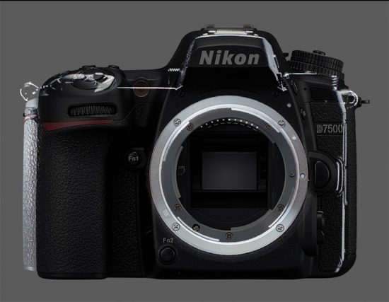 Nikon mirrorless camera compared with D7500 © Issy Nomura
