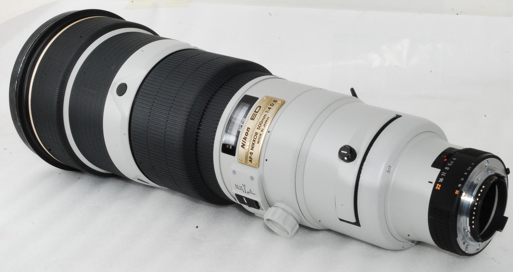 Rare light grey Nikon AF-S Nikkor 500mm F/4 D II lens listed for 