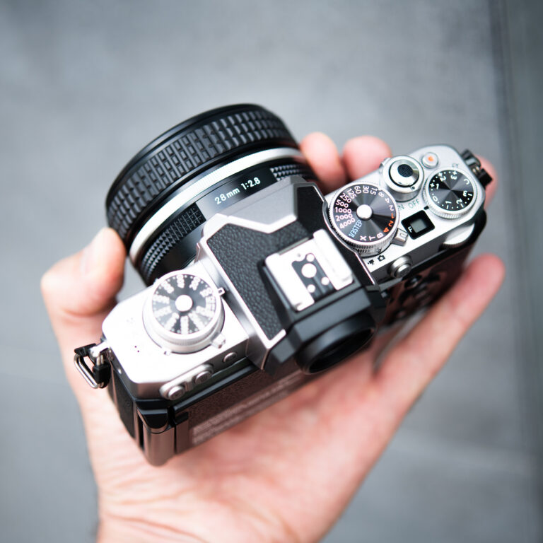 Nikon Japan Z fc + 28mm lens kit will be released on October 1st, colored Z fc cameras still