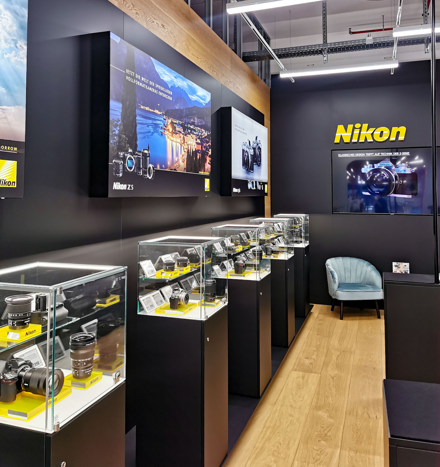 Nikon store 2025